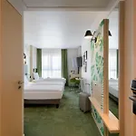 Hotel Mercure Mitte 4*