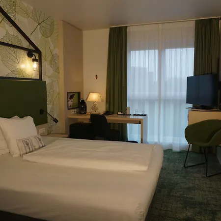 Mercure Mitte Hotel 4*