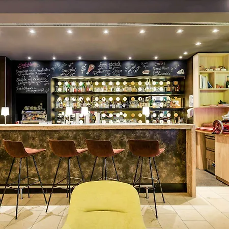 Mercure Mitte 4*