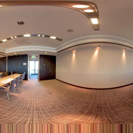 Mercure Mitte Hotel 4*