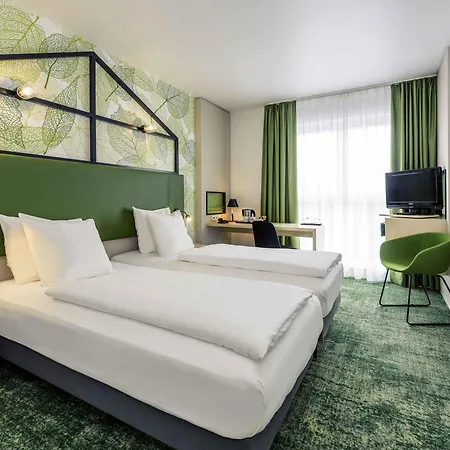 Hotel Mercure Mitte 4*